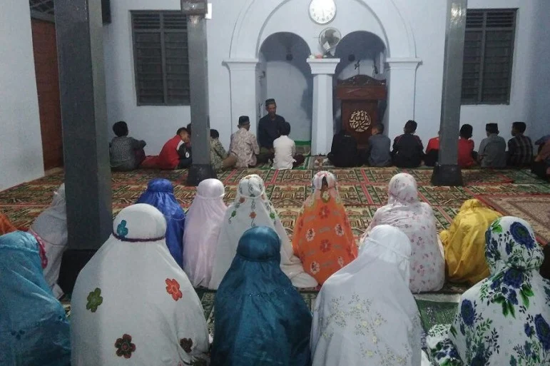 Biasakan Murid Shalat Tahajud, MIM 2 Badas Gelar Mabit di Sekolah