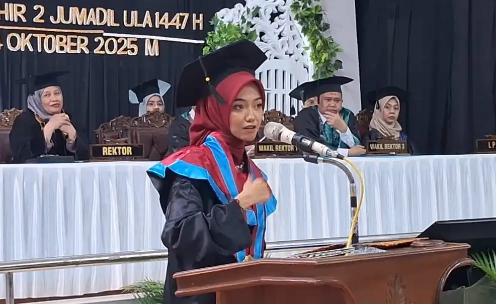 Mahasiswi Tunarungu Pertama UMPP Lulus dengan IPK 3,47, Sampaikan Pesan Haru Saat Wisuda