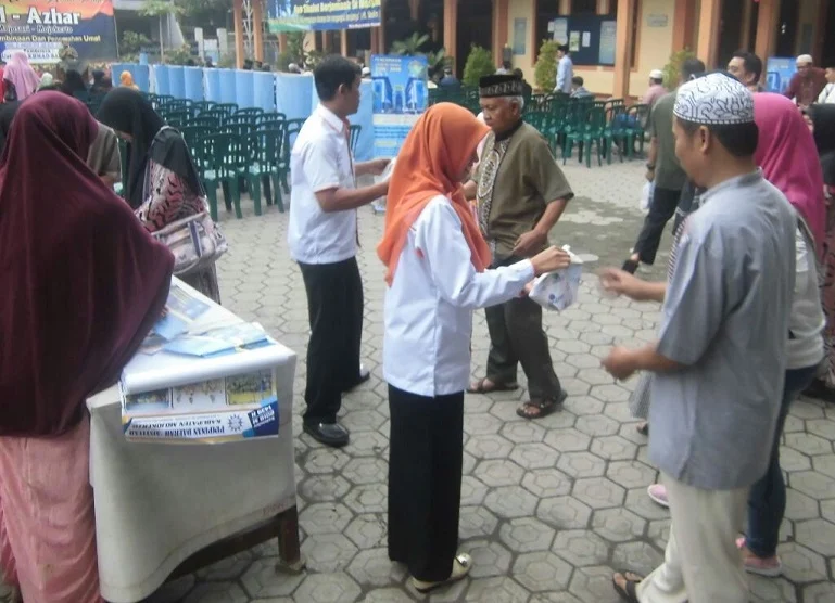 Sepekan Dilantik, Lazismu Mojokerto Luncurkan Program Sedekah Nasi Bungkus