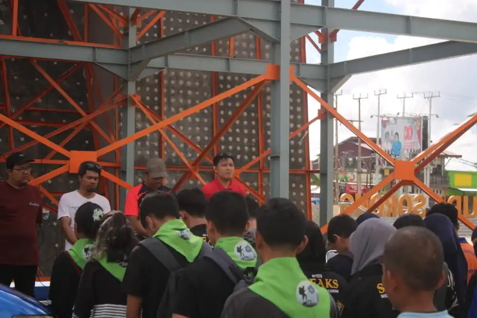 PDPM Sorong Gelar Fun Climbing Competition Peringati Hari Sumpah Pemuda