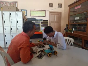 ROMAMSA MAM 1 Karangasem Paciran Intensif Siapkan Kader Menuju Kompetisi Robotika 2025