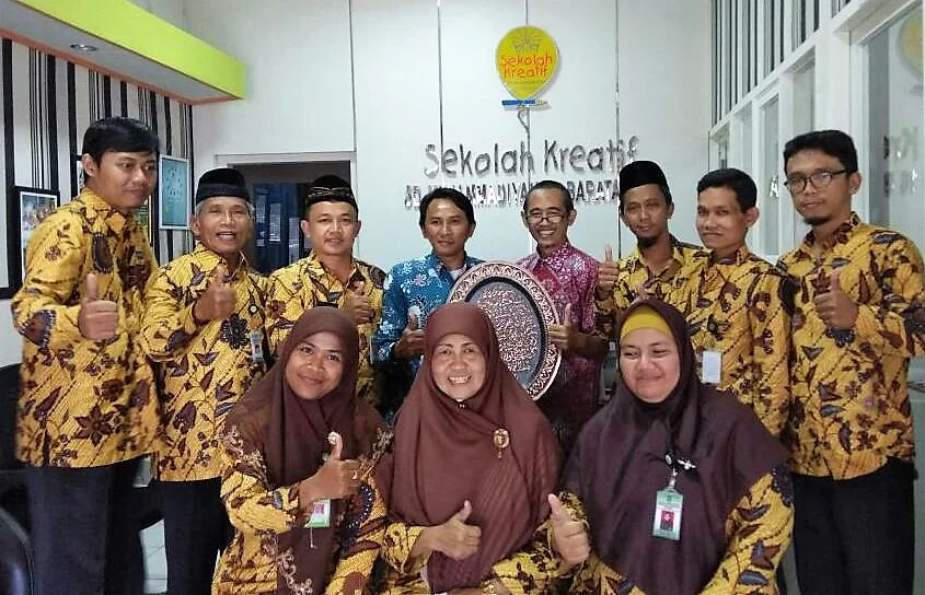 Dari Boyolali Belajar Sekolah Kreatif ke Surabaya