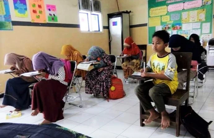 Jaring Calon Murid, SMP Muhata Gelar Bimbel ke SD Muhita
