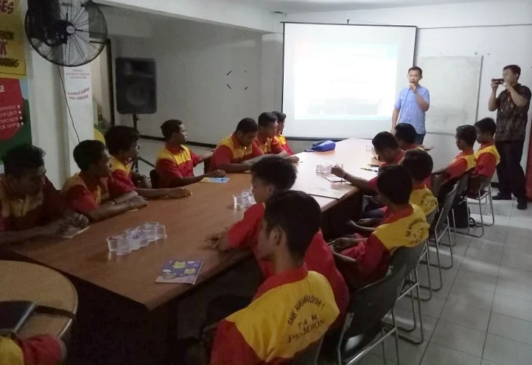 Membina Ketrampilan Siswa, SMKM Nganjuk Kerja Sama dengan Bengkel