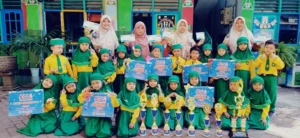 TK Aisyiyah 05 Surabaya Borong Tujuh Juara di Open House Mudipat 2025