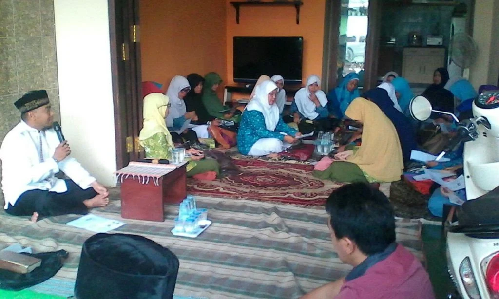 Meniru Cara Hidup Nabi