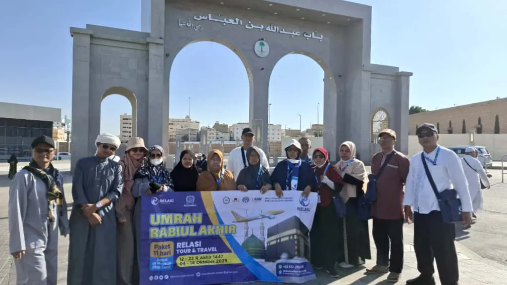 Air Mata di Raudhah, Doa di Bawah Hujan: Catatan Perjalanan Umrah Penuh Berkah
