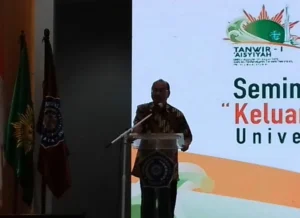 Berkah Tanwir untuk UMSurabaya