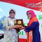 PP Aisyiyah Berikan Gelar Tokoh Perempuan Berkemajuan untuk Risma