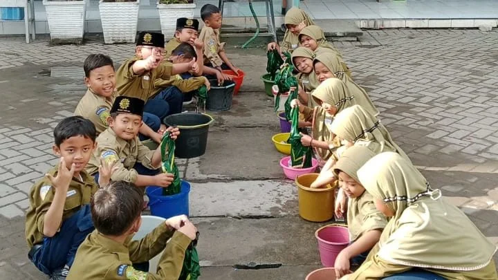 Practice Life Skill di SD Aisyiyah 1 Nganjuk