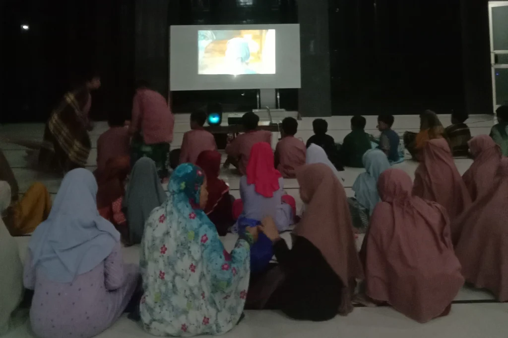 Santri TPQ Al-Falah Terinspirasi dari Nobar Film Hafalan Doa Shalat Delisa