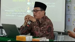 Tipologi Keberagamaan dan MKCH dalam Pembinaan Guru dan Karyawan SD Almadany