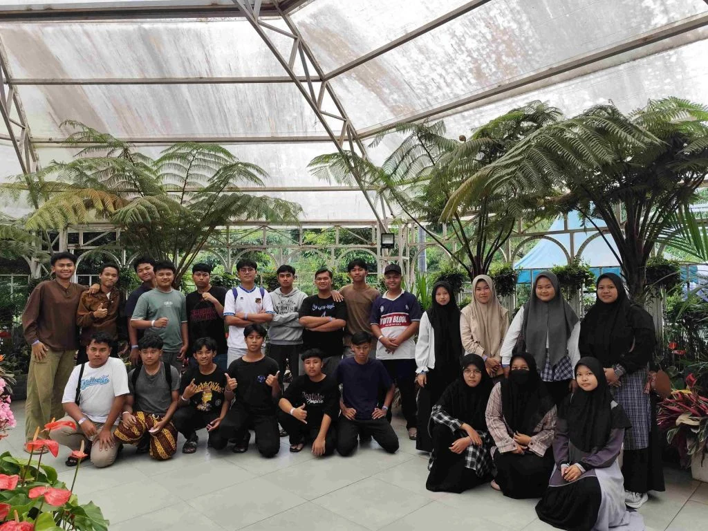 Santri MBS Smamuga Gelar Tadabbur Alam di Santerra Lafonte Malang