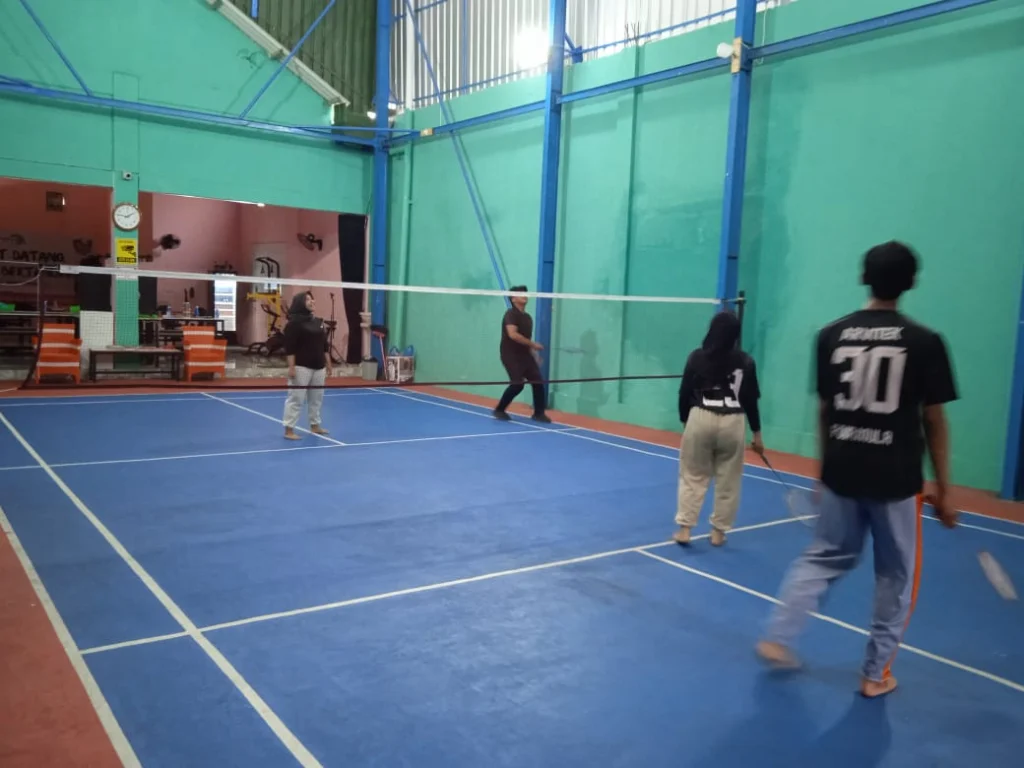 SMA Muhammadiyah 4 Lamongan Gelar Ekskul Bulu Tangkis Perdana di MBRD Sport Arena