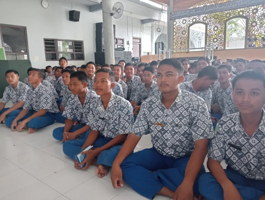 Beasiswa Santri BAZNAS Jadi Incaran Santri Al-Ishlah dalam Berjuang Membidik Perguruan Tinggi