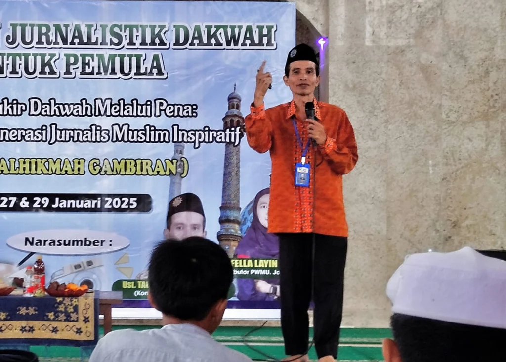 Kontributor PWMU.CO Jadi Narasumber Pelatihan Jurnalistik Dakwah di Pondok MBS Al-Hikmah