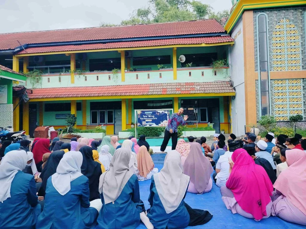 Peringatan Isra Mikraj SD Muhammadiyah Benjeng: Edukatif dan Menyenangkan