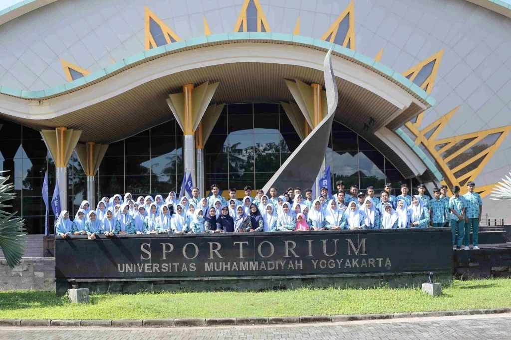 Siswa Smutu Lakukan Kunjungan Belajar ke Yogyakarta, Apa Oleh-Olehnya?