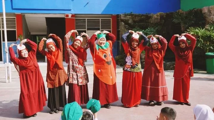 SD Mugres Gelar Pensil Warna Bertemakan Buah