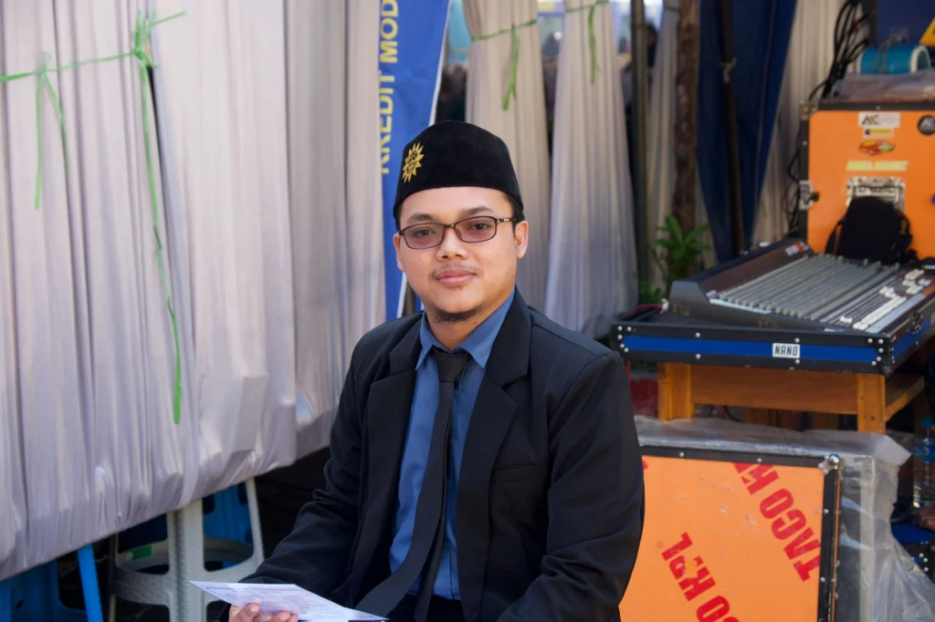 Anak Cerdas, tapi Tak Kenal Allah: Apa yang Salah dengan Pendidikan Kita?