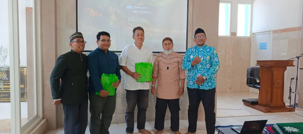 MLC Muhammadiyah Surabaya Gelar Pembinaan untuk 10 Sahabat di Masjid Al-Anwar Rungkut