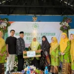 Lazismu Kota Batu Serahkan 5.000 Bibit Cabai kepada PDA untuk Perkuat Ketahanan Pangan