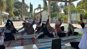 Sukses Gelar Senam, Ponkesdes Pinggir dan KKN UMG Tingkatkan Kesehatan Bumil