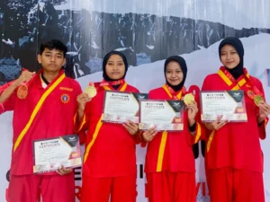 Empat Atlet Cabang Ngoro Raih Prestasi di Tapak Suci Student Championship 2025