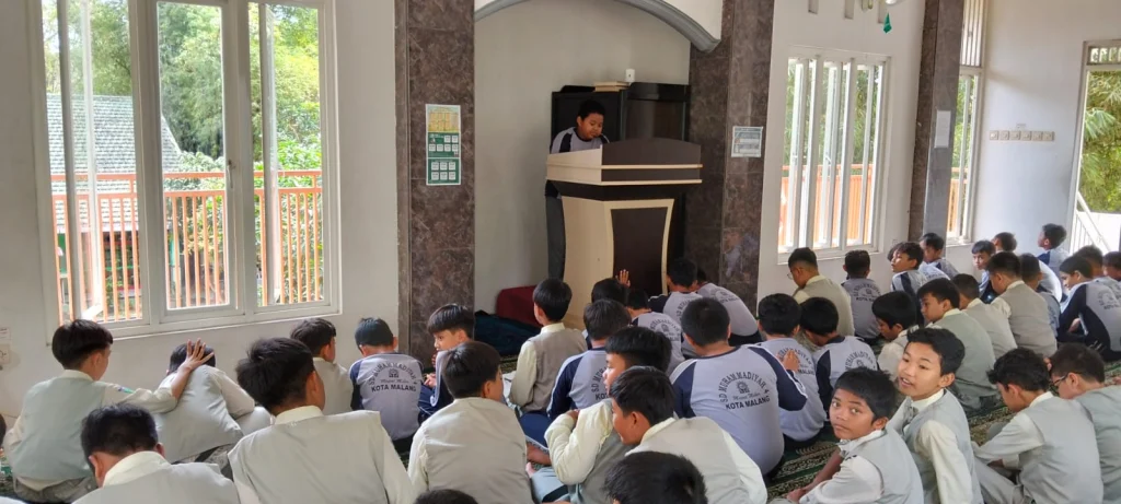 Tawa-Mu: Menumbuhkan Semangat Menuntut Ilmu dan Hormat kepada Guru