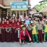 Mahasiswa KKN UM Surabaya Adakan Edukasi Anti-Bullying di MI Roudlotul Hikmah Jadirejo