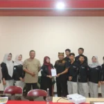 Pegiat Literasi SMK Models Ikuti Workshop Kepenulisan dan Kurasi Karya Bersama Kopiwangi