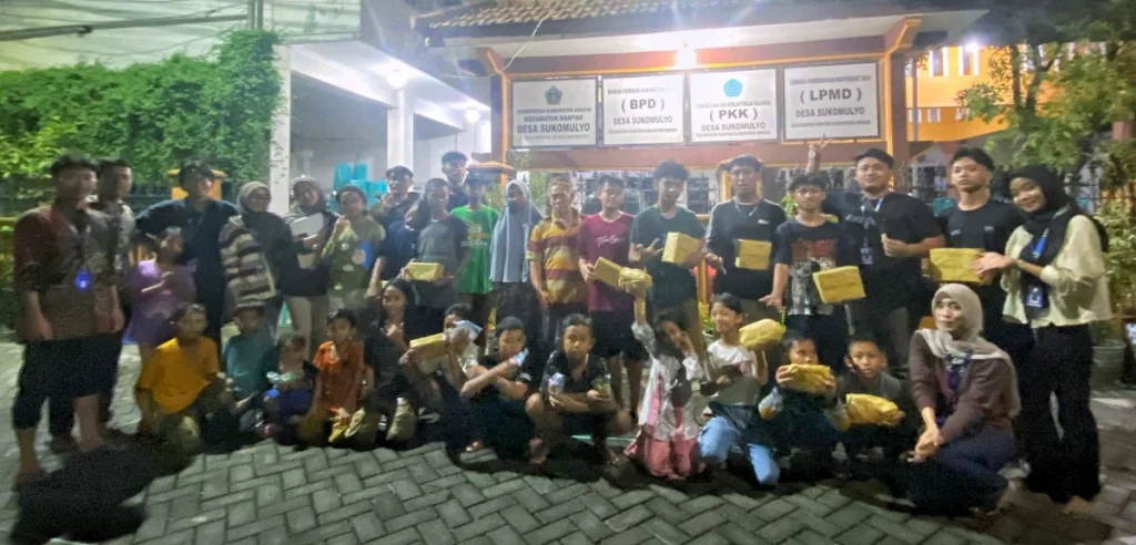 Semarak HUT RI ke-80: KKN Universitas Muhammadiyah Gresik Hidupkan Kembali Tradisi Lomba di RT 10 Sukomulyo