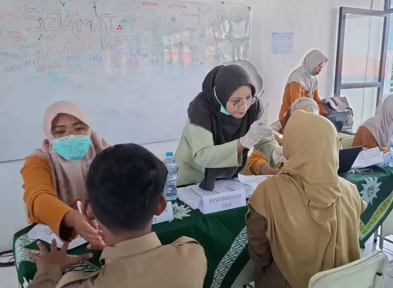 Wujudkan Generasi Sehat, SMP Muhammadiyah 8 Gresik Gelar Cek Kesehatan Gratis