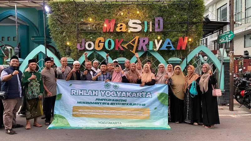 Rihlah Muhammadiyah dan Aisyiyah Kalidawir ke Yogyakarta Perkuat Spirit Perjuangan dan Silaturahmi