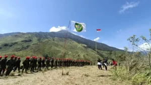 KOKAM Jatim Rayakan Milad ke-60 di Puncak Gunung Pundak
