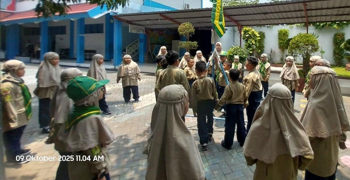 Berlian Primary School Tanamkan Kedisiplinan Siswa Melalui Upacara Pandu Athfal