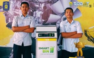 Siswa SMK Muhammadiyah 1 Kepanjen Lahirkan Inovasi Tempat Sampah Organik Berbasis IoT