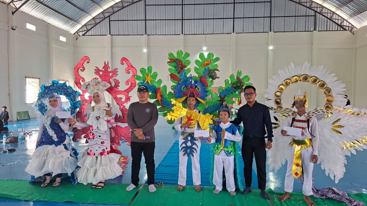 SMP Muhammadiyah 25 Pondok Modern Paciran Gelar Karya Project Profil Lulusan Bertema 3R