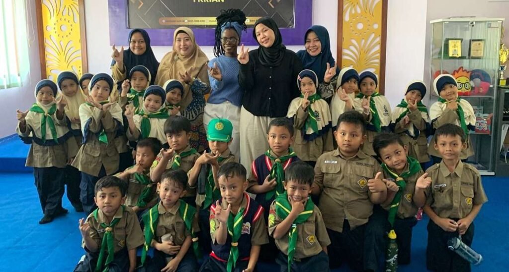 Indahnya Berbahasa di SD Sakri bersama Game and Nur