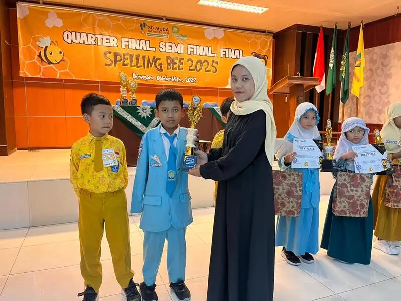 SD Muhammadiyah 3 ICP Sumberrejo Kembali Menorehkan Prestasi di Perlombaan Spelling Bee