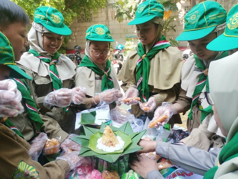 Warga SD Mugres Kampus B Bangun Keharmonisan dalam Kreativitas Melalui Cara ini!