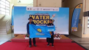 Atsna Alayya, Santri SMP Muhammadiyah Jono Juara 2 International Water Rocket