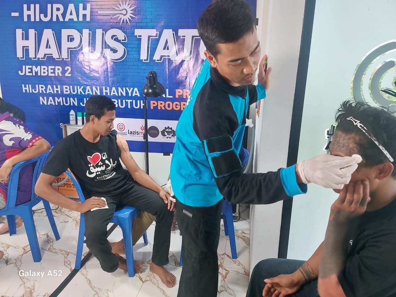 Hijrah Tak Sekadar Kata: LDK Muhammadiyah & Lazismu Dukung Gerakan Hapus Tato Jember