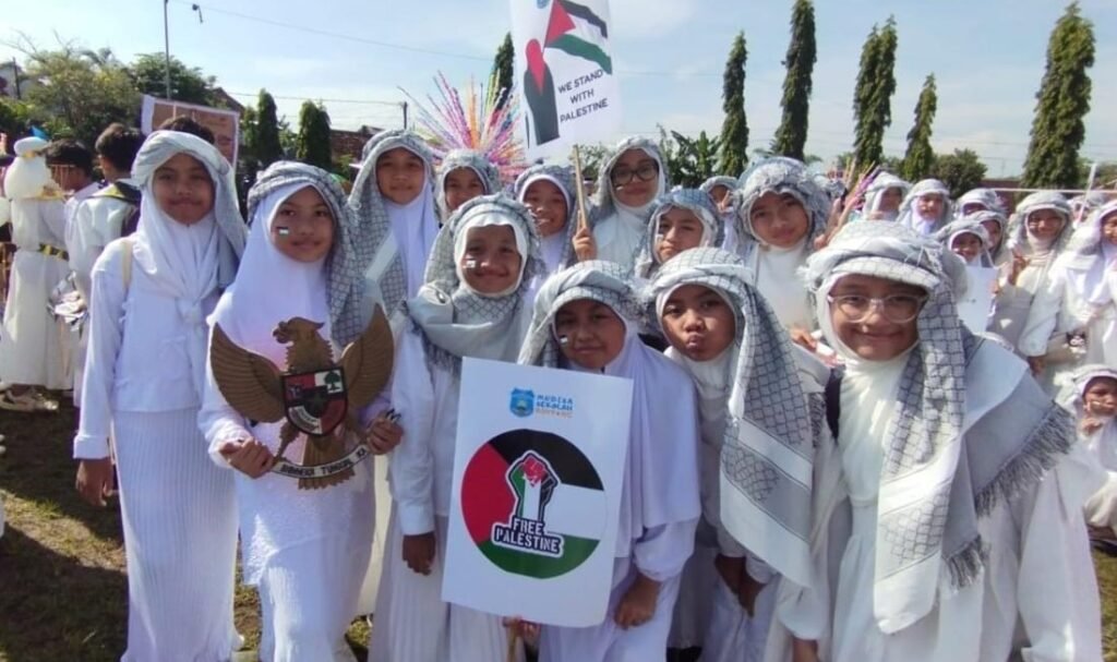 SD Mudisa Serukan Dukungan untuk Palestina di Peringatan Hari Santri