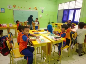 Belajar Coding dan Mewarnai, Siswa TK Antusias di Fun Trial Class SD Muhammadiyah Benjeng