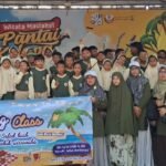 Belajar di Alam Terbuka, Siswa MIM 08 Pelangwot Praktik Membuat Salad Buah