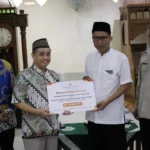 PWM Jateng Serahkan Bantuan Rp170 Juta untuk Pemulihan Ponpes Darul Ulum Majenang