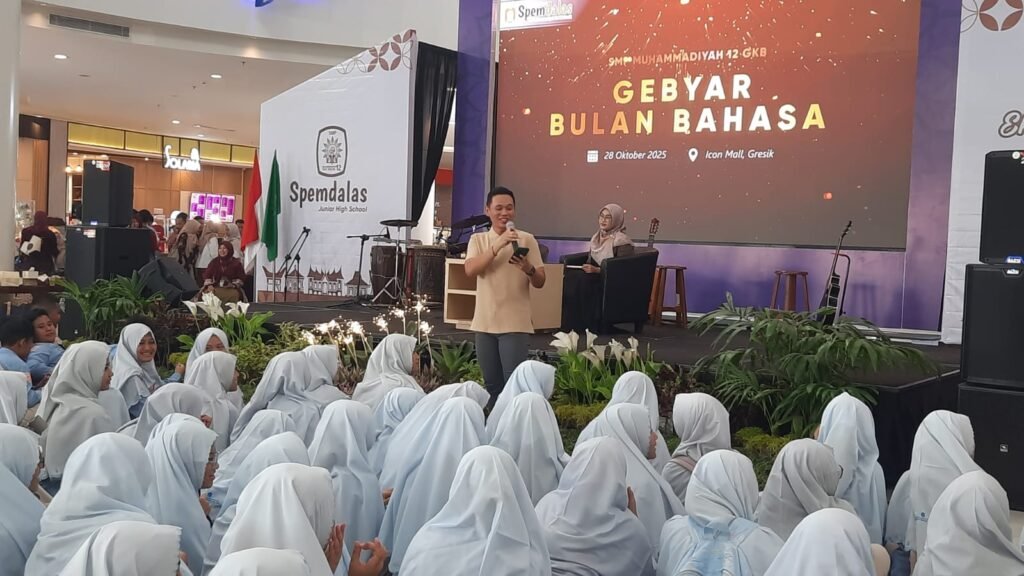 Semarak Bulan Bahasa Spemdalas: Muhammad Irwan Ungkap Kiat Bahasa Bikin Trending