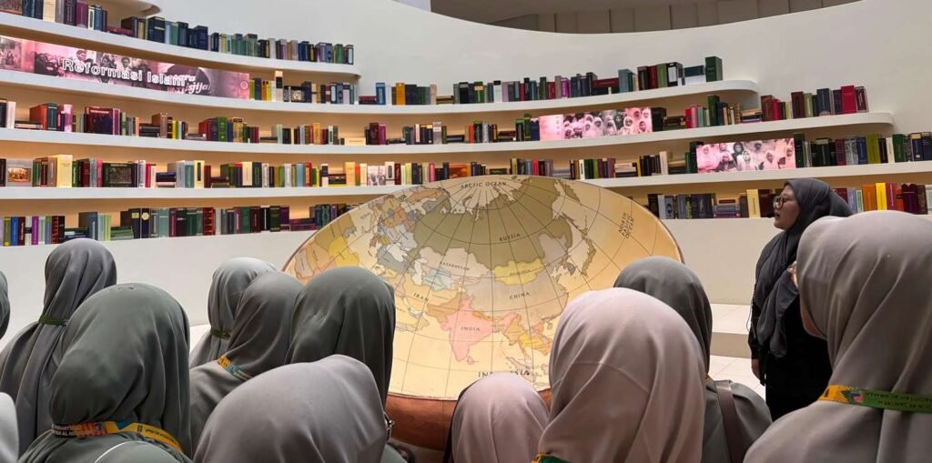 Intip Keseruan Santri MBS Al-Hikmah Saat Rihlah Edukatif ke Yogyakarta