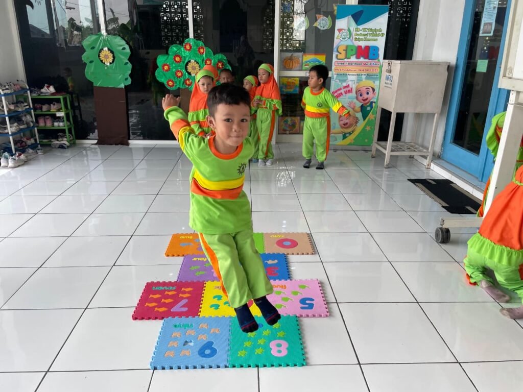 Menyenangkan dan Edukatif: Belajar Angka Melalui Puzzle di KB Aisyiyah 49 Griya Kencana